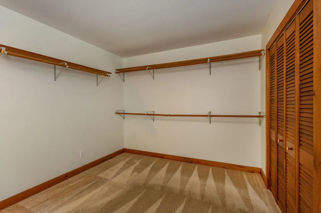 584 Birch Point Road Wiscasset ME 04578