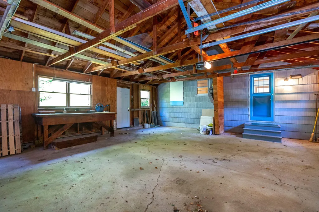 584 Birch Point Road Wiscasset ME 04578