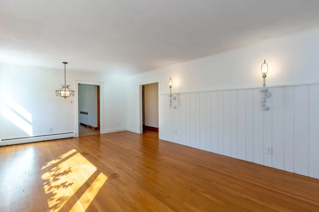 584 Birch Point Road Wiscasset ME 04578