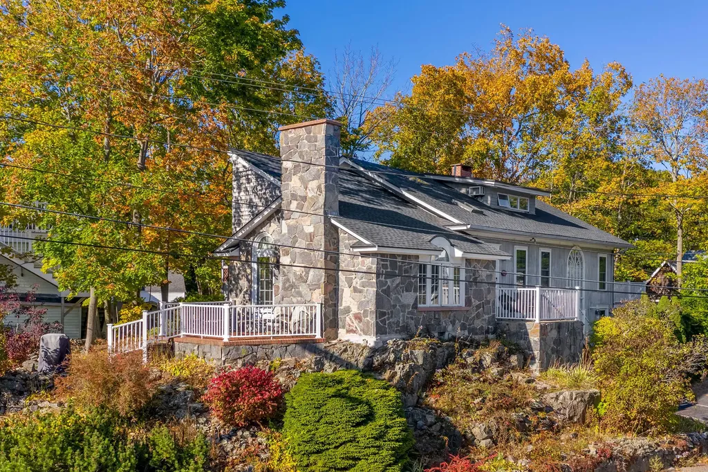 17 Hoyts Lane Ogunquit ME 03907