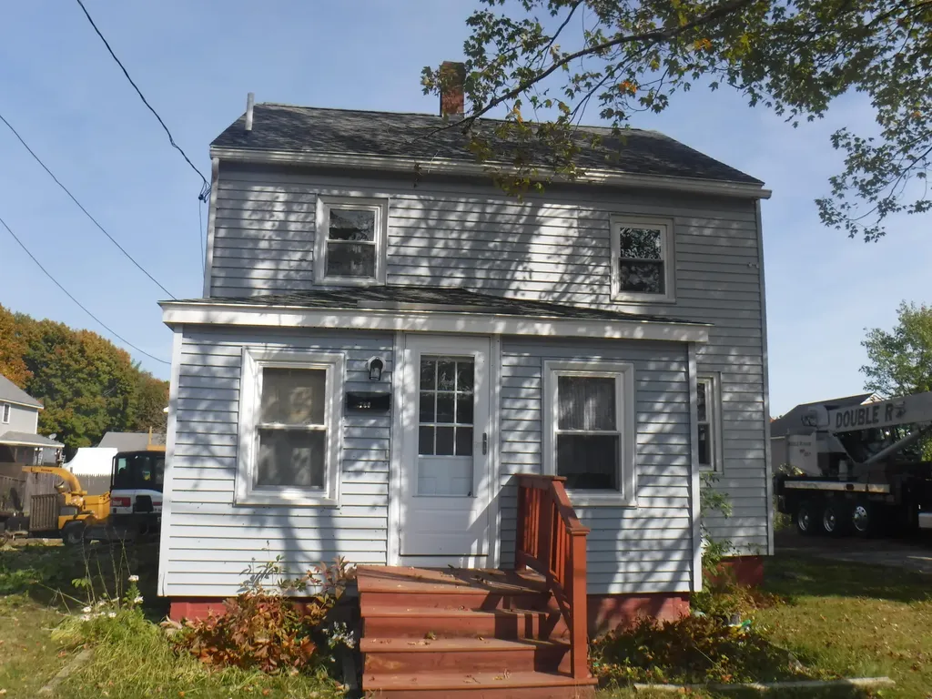 160 Falmouth Street Westbrook ME 04092