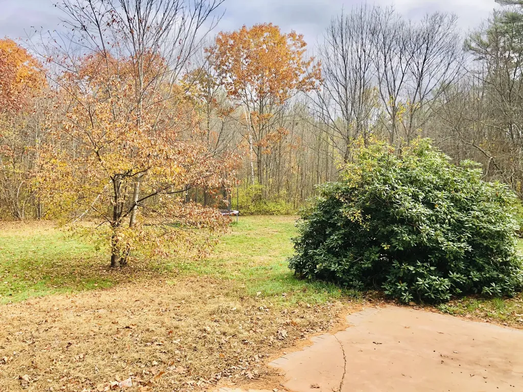 333 Log Cabin Road Arundel ME 04046
