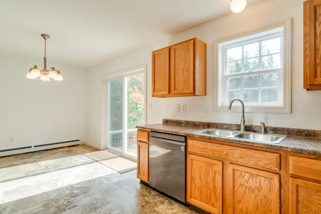 84 Lowelltown Road Wiscasset ME 04578