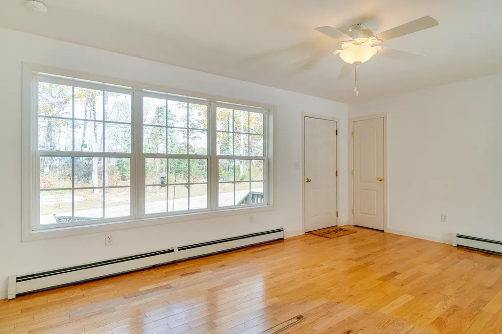 84 Lowelltown Road Wiscasset ME 04578