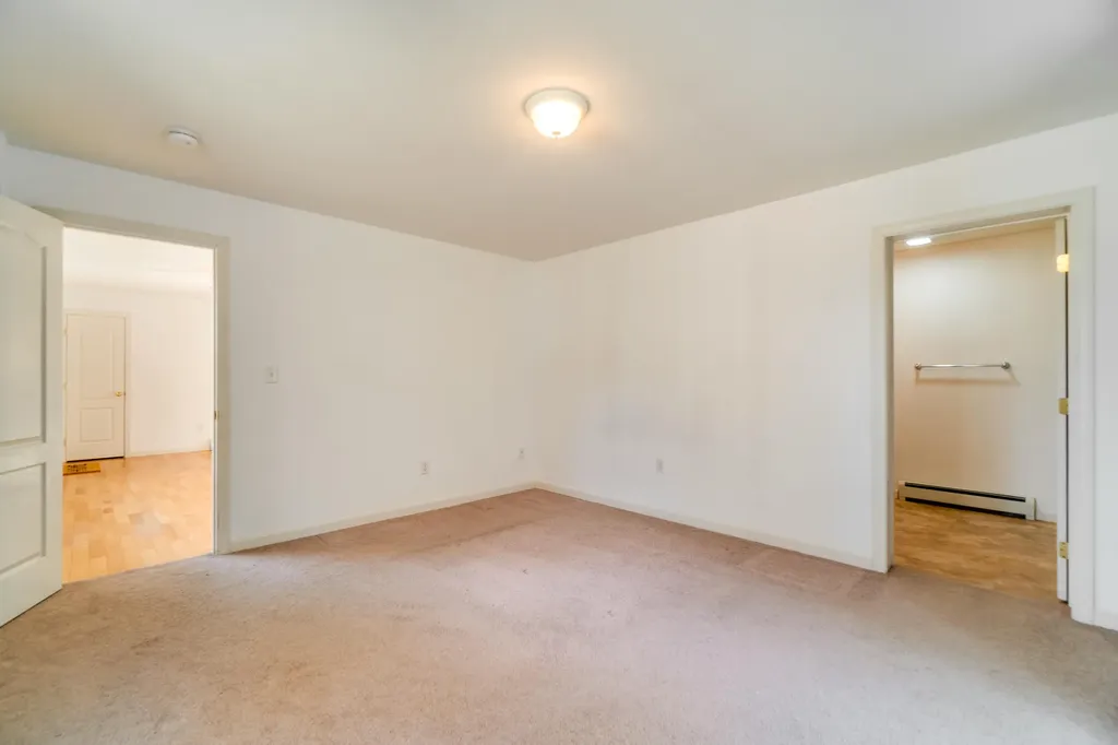 84 Lowelltown Road Wiscasset ME 04578