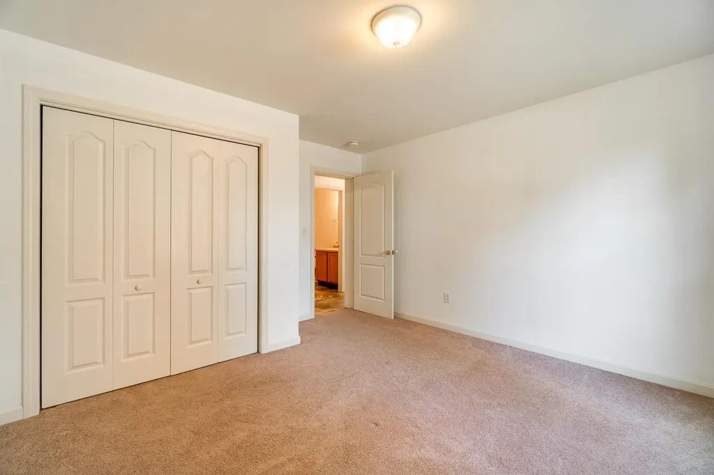 84 Lowelltown Road Wiscasset ME 04578