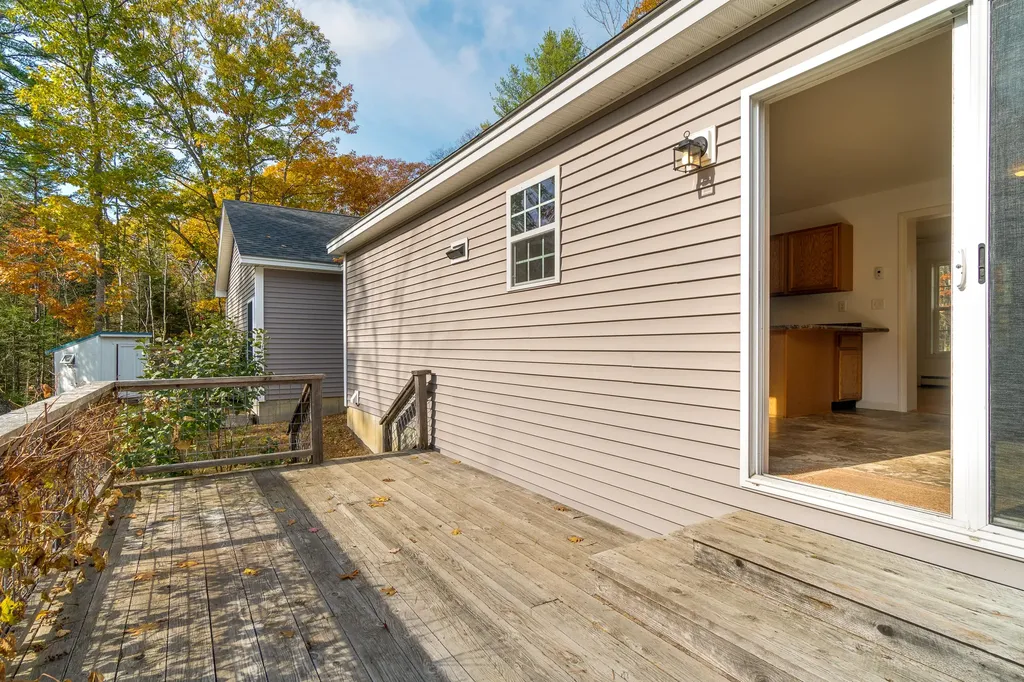 84 Lowelltown Road Wiscasset ME 04578