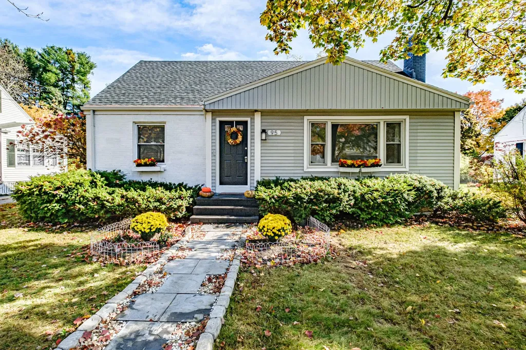 95 Caleb Street Portland ME 04102