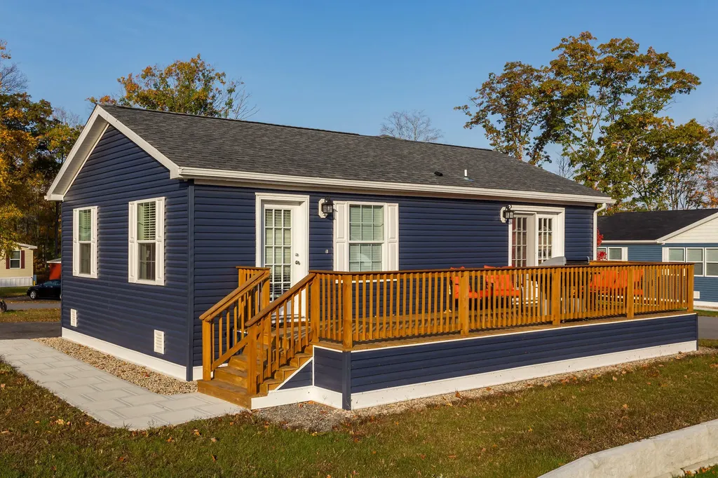 12 Seaglass Lane Kittery ME 03904