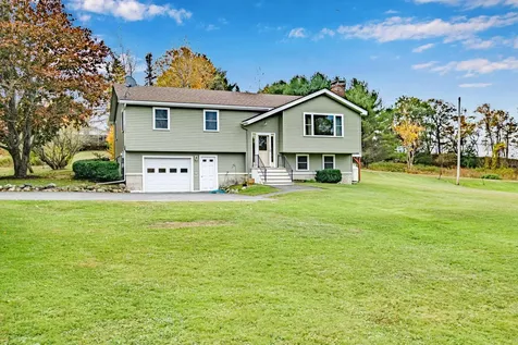 42 Lake View Terrace Rockland ME 04841