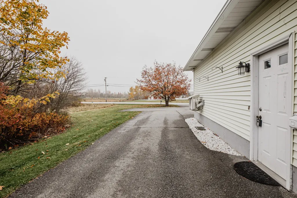 534 Eastern Avenue Brewer ME 04412