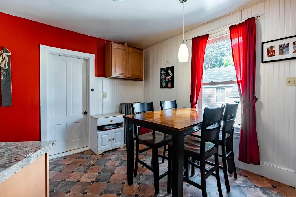 54 Irving Street Portland ME 04103
