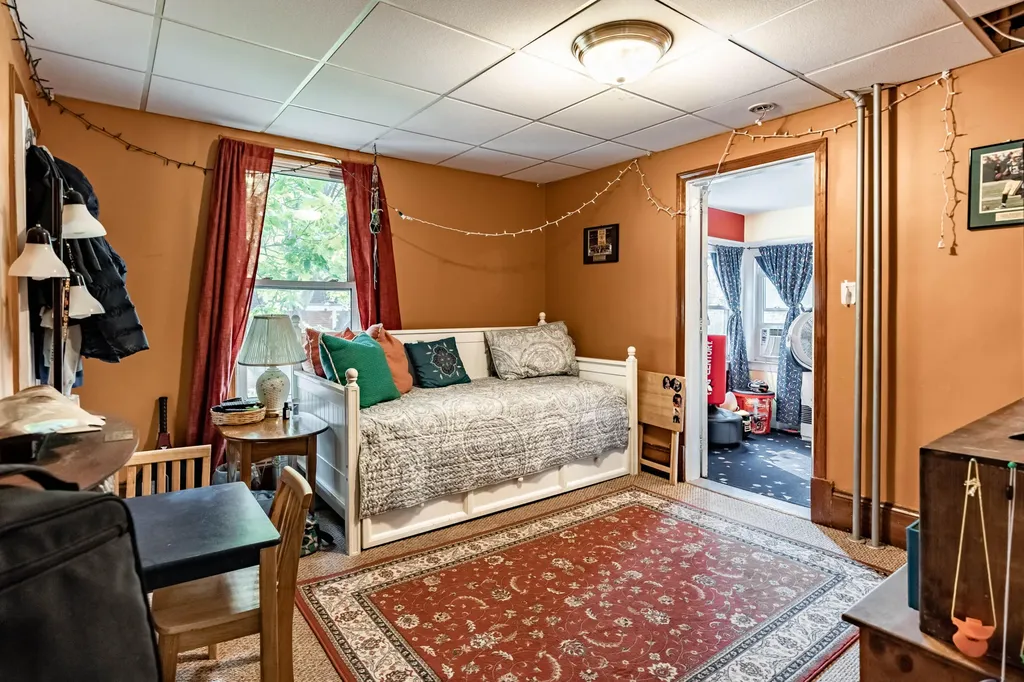 54 Irving Street Portland ME 04103