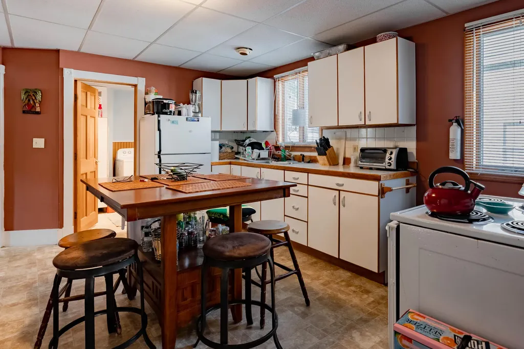 54 Irving Street Portland ME 04103