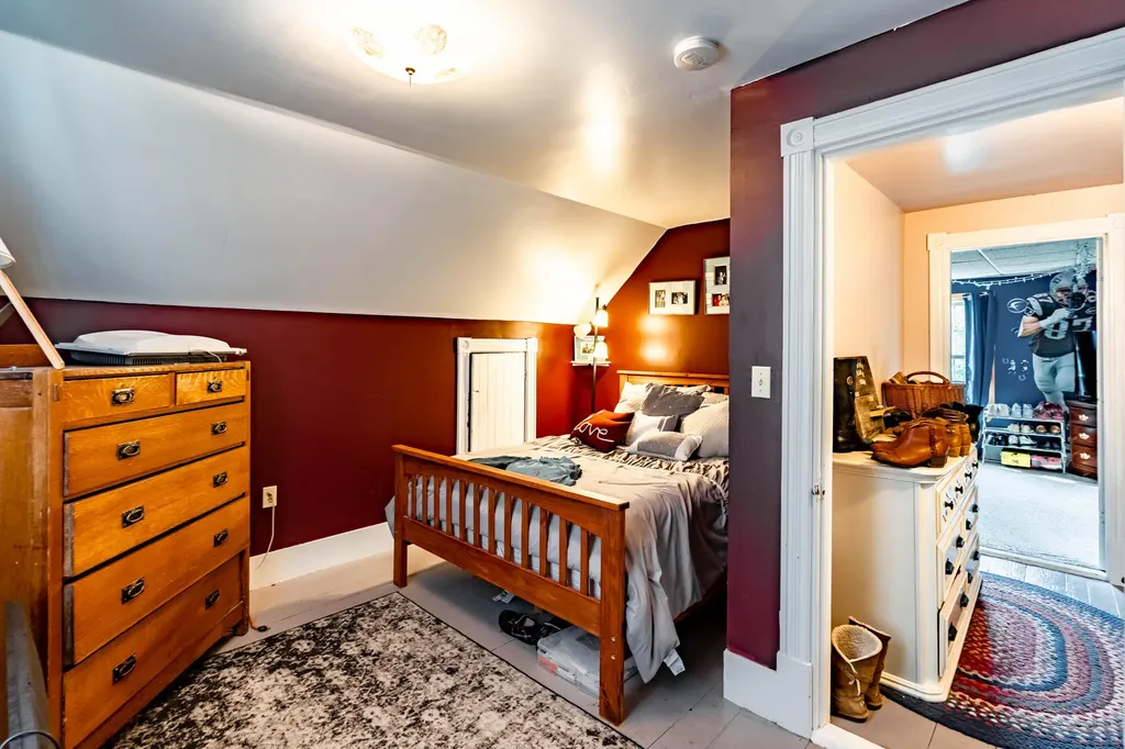 54 Irving Street Portland ME 04103