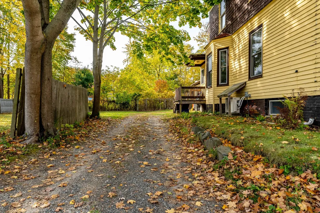 54 Irving Street Portland ME 04103