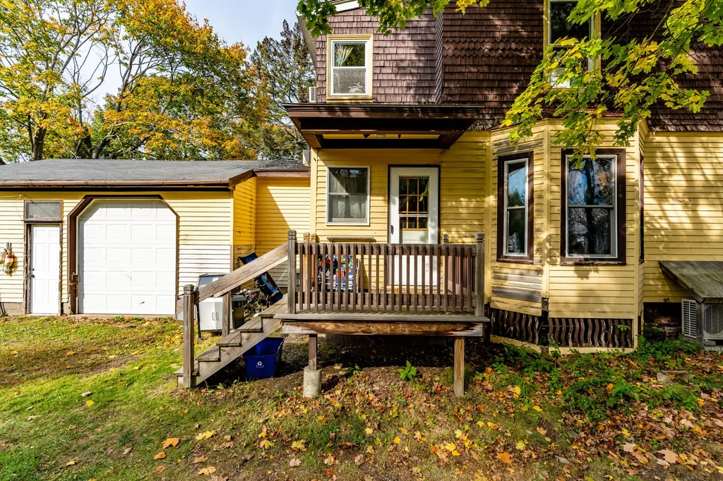 54 Irving Street Portland ME 04103