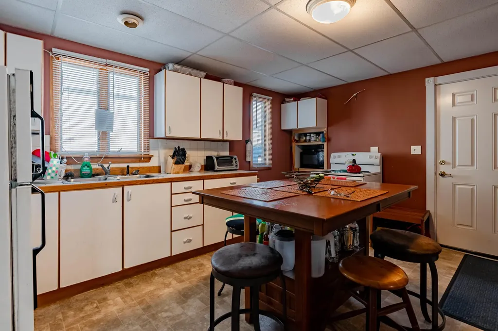54 Irving Street Portland ME 04103