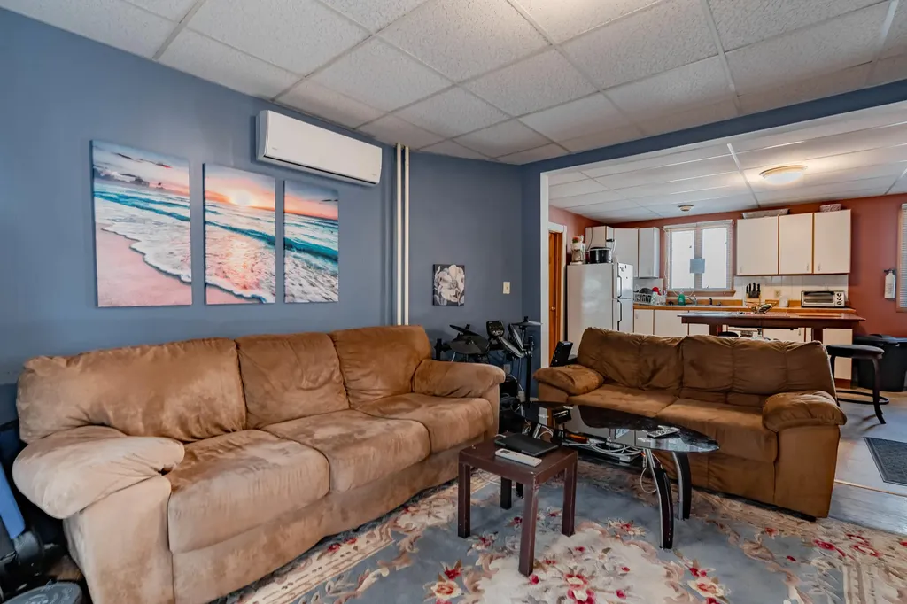 54 Irving Street Portland ME 04103