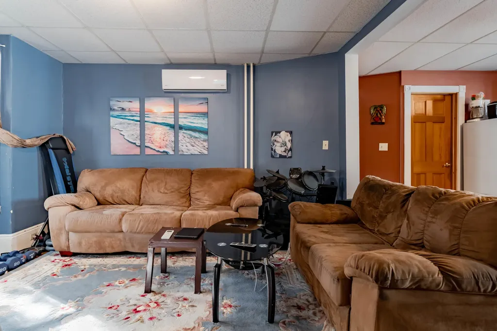 54 Irving Street Portland ME 04103