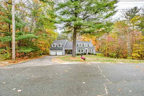 5 Tall Pine Circle Standish ME 04084