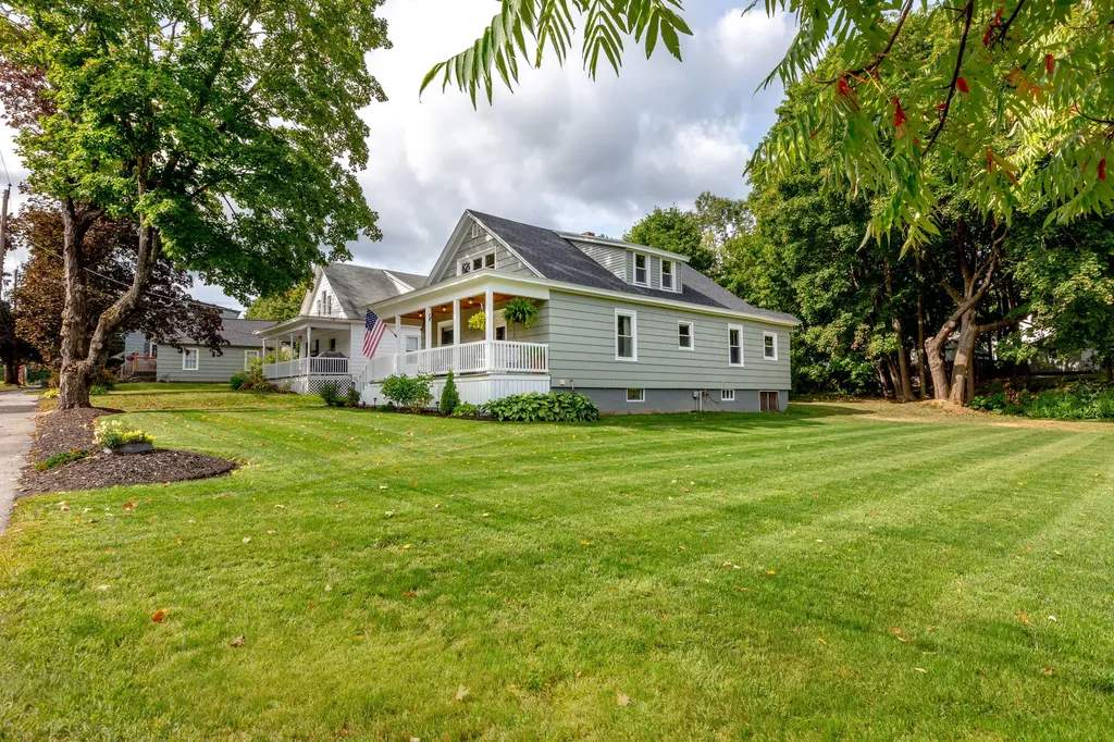 14 Linden Street Auburn ME 04210