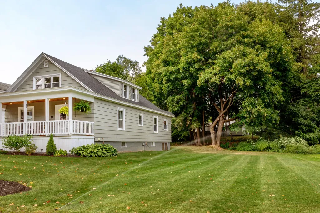 14 Linden Street Auburn ME 04210
