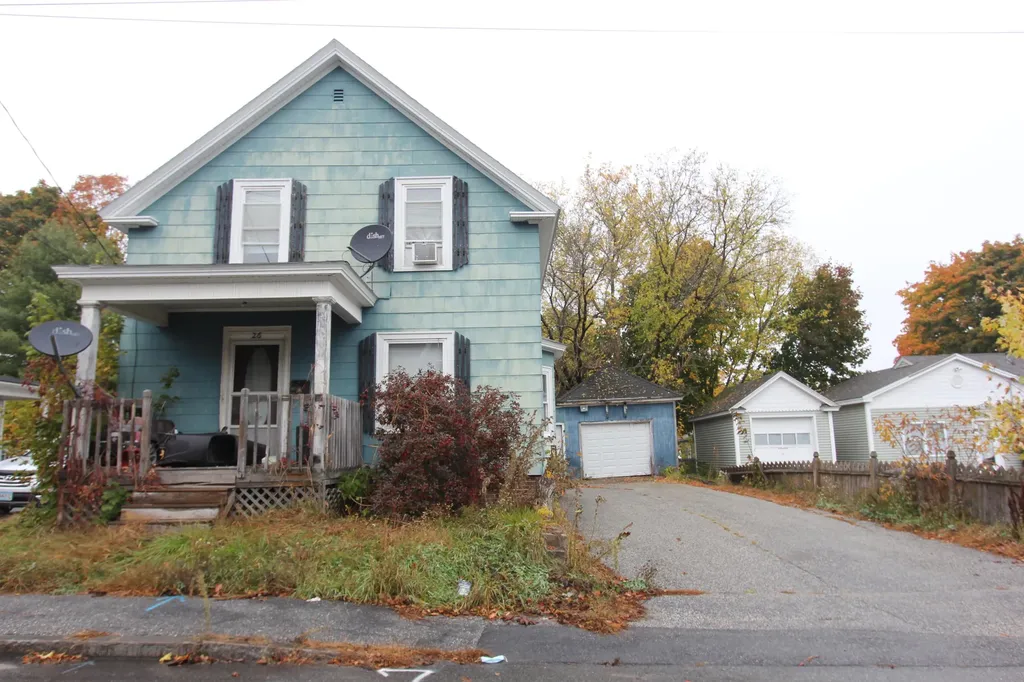 26 Tampa Street Lewiston ME 04240