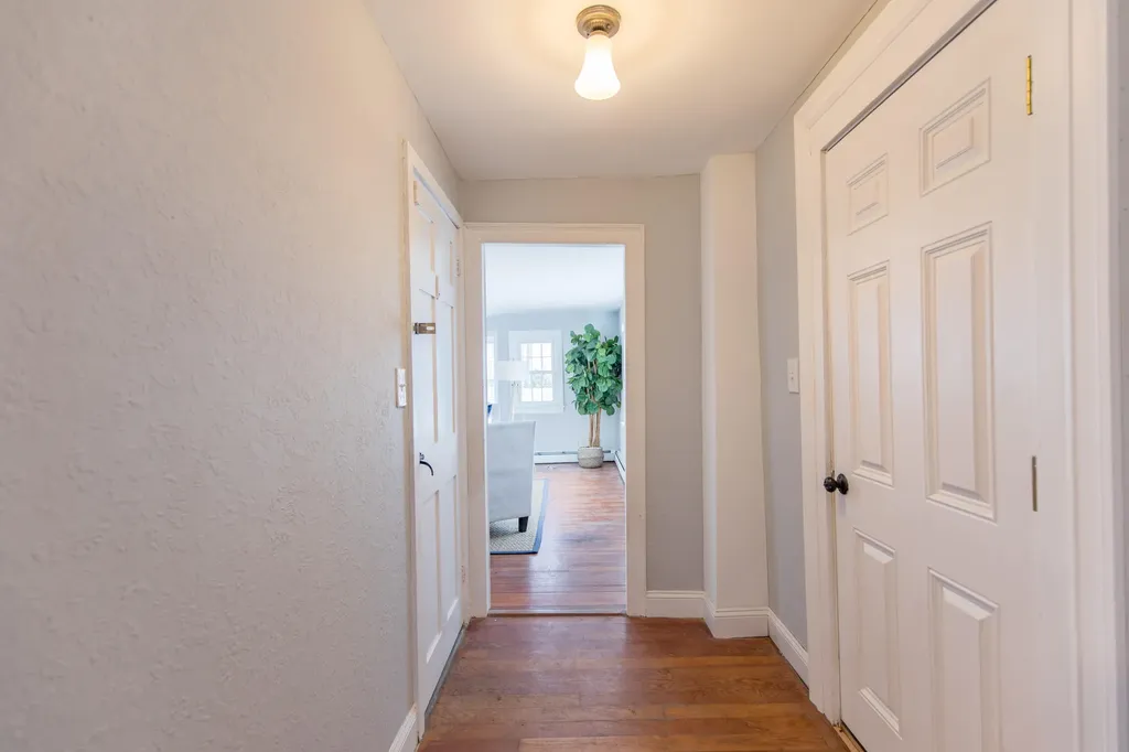 54 Brook Road Falmouth ME 04105
