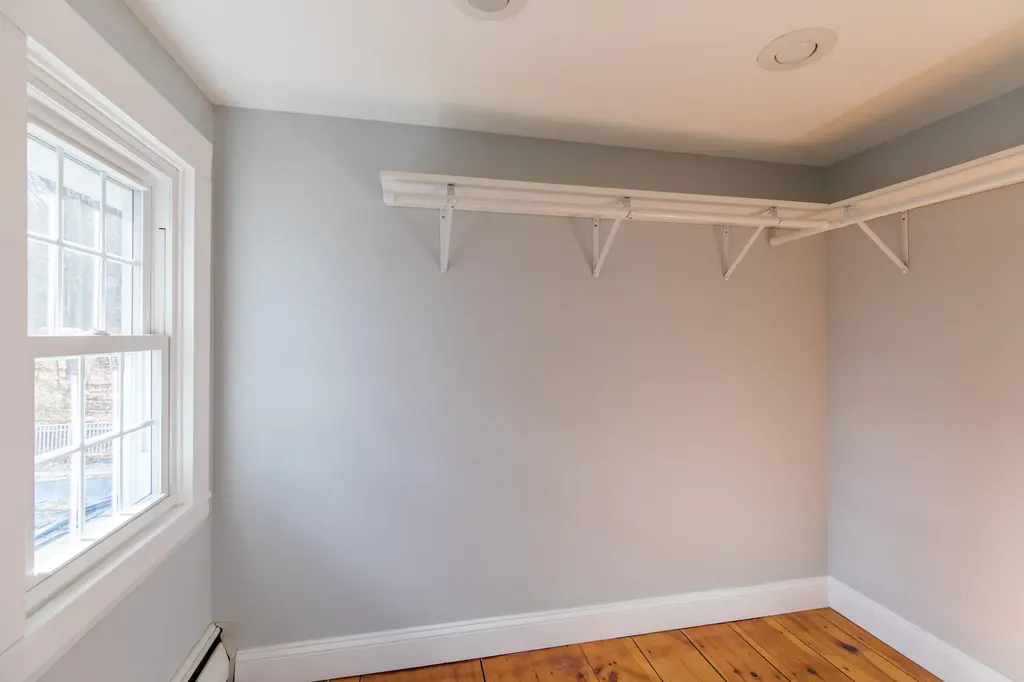 54 Brook Road Falmouth ME 04105