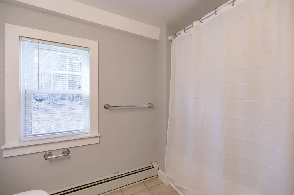 54 Brook Road Falmouth ME 04105