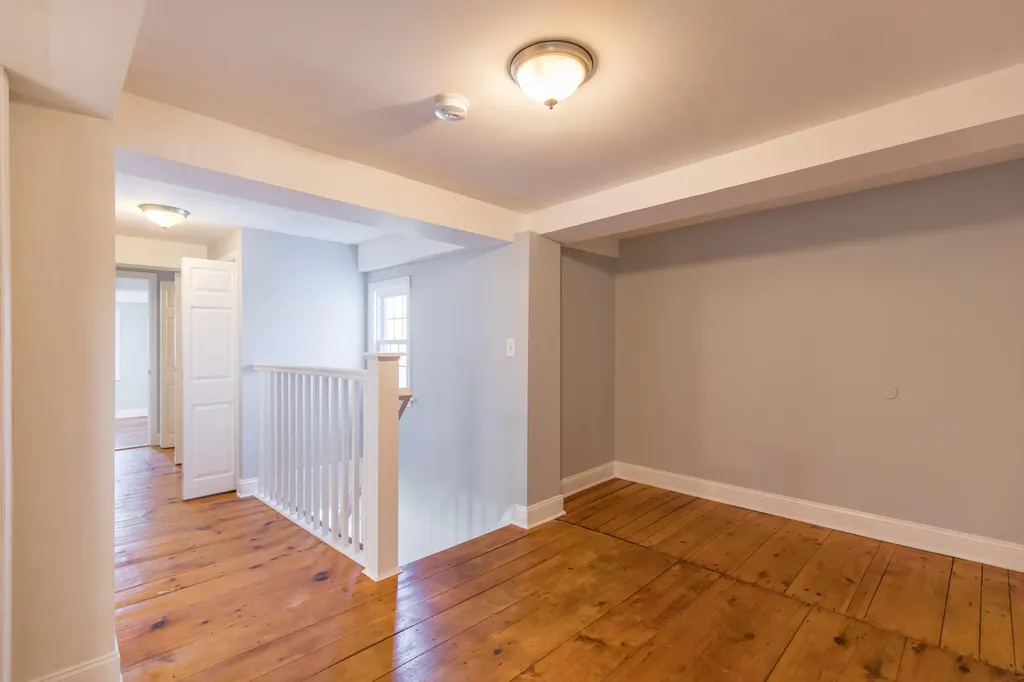 54 Brook Road Falmouth ME 04105