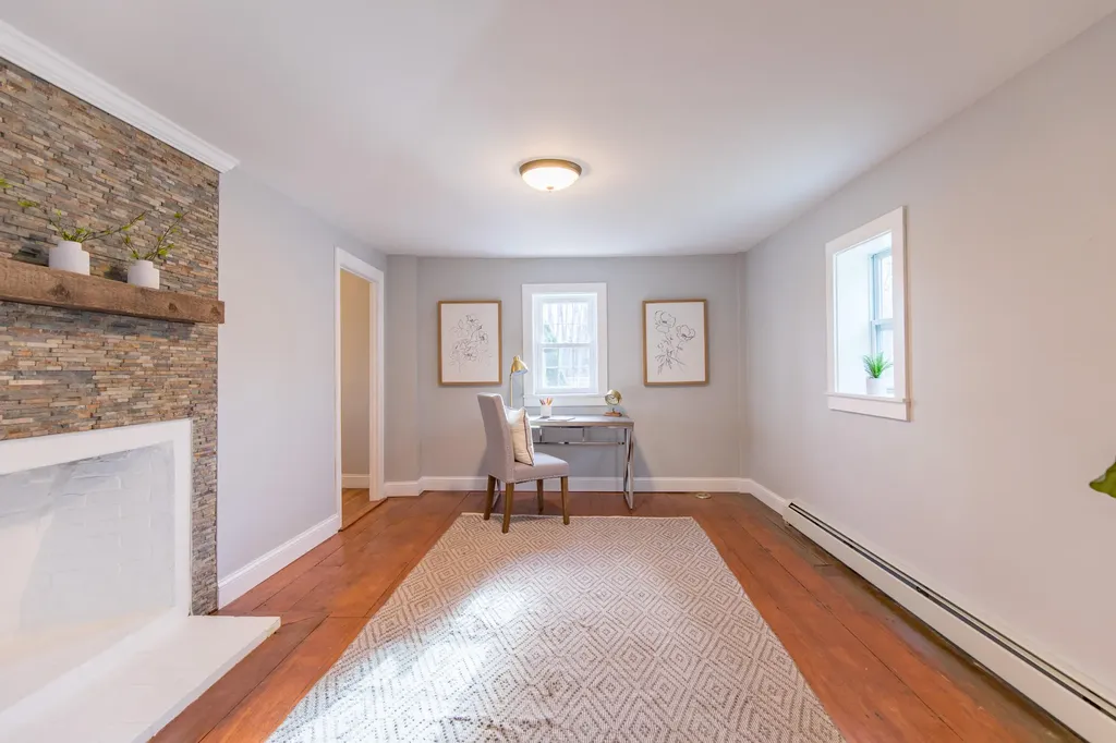 54 Brook Road Falmouth ME 04105