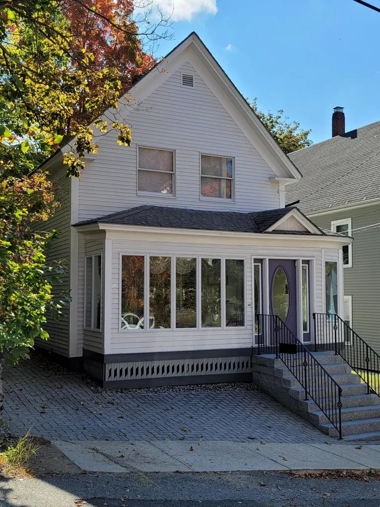 12 Prescott Street Sanford ME 04073