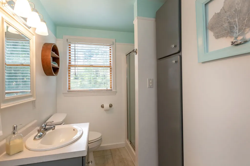 19 Riverview Drive Brunswick ME 04011