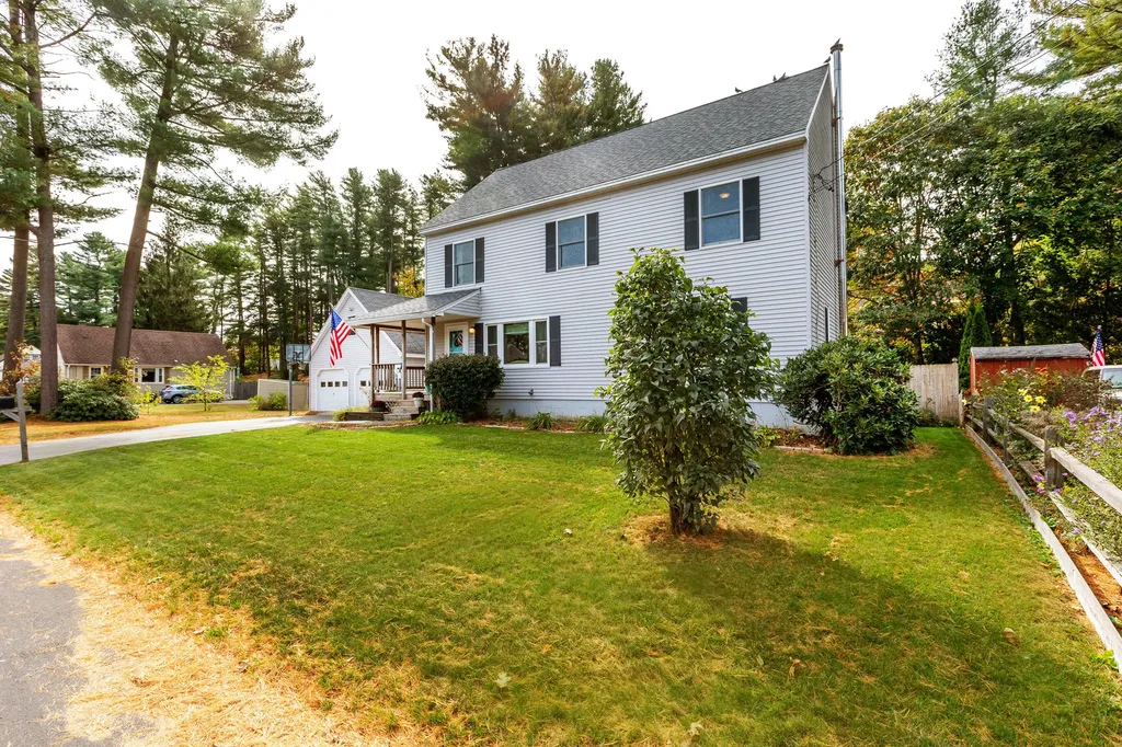 19 Riverview Drive Brunswick ME 04011