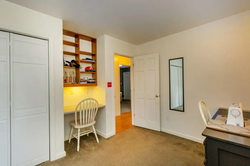 19 Riverview Drive Brunswick ME 04011