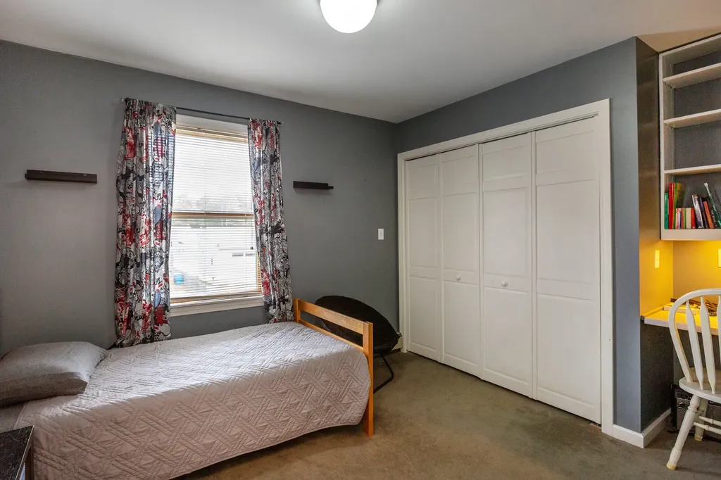 19 Riverview Drive Brunswick ME 04011