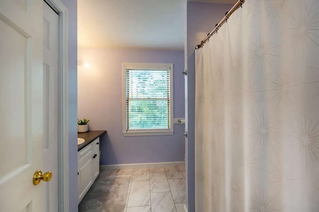 19 Riverview Drive Brunswick ME 04011