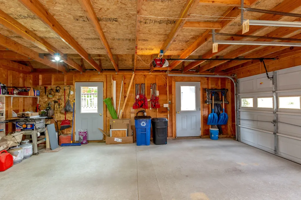 19 Riverview Drive Brunswick ME 04011