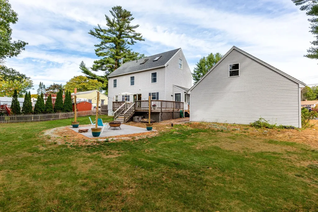 19 Riverview Drive Brunswick ME 04011