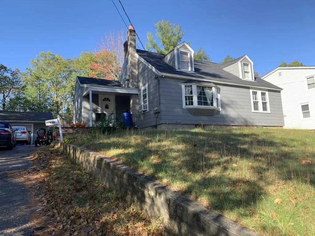 212 River Street Sanford ME 04073