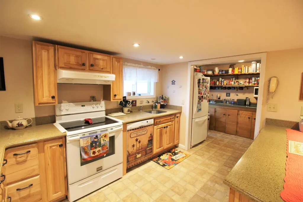 562 Millvale Road Bucksport ME 04416