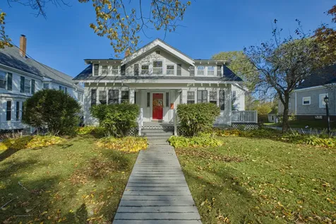 257 Main Street Thomaston ME 04861