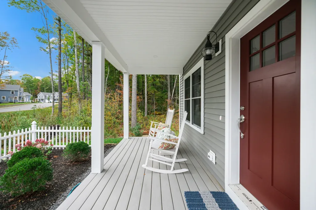 14 Webhannet Place Kennebunk ME 04043