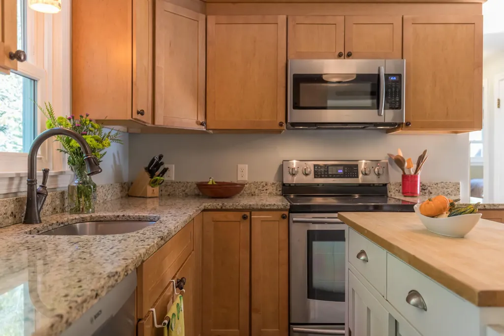 66 Alden Circle Portland ME 04102