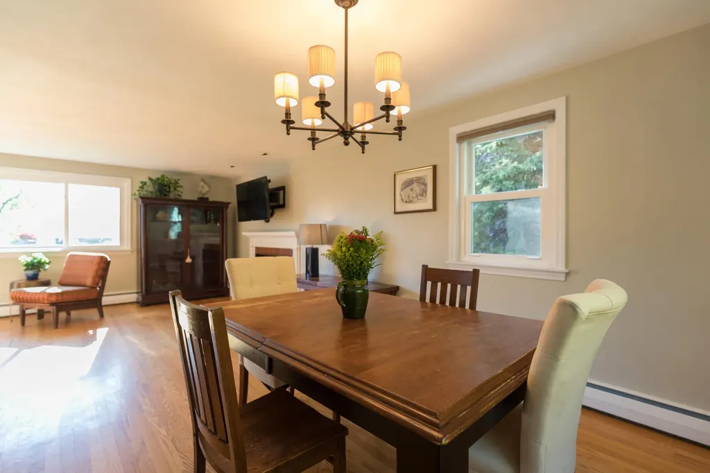 66 Alden Circle Portland ME 04102