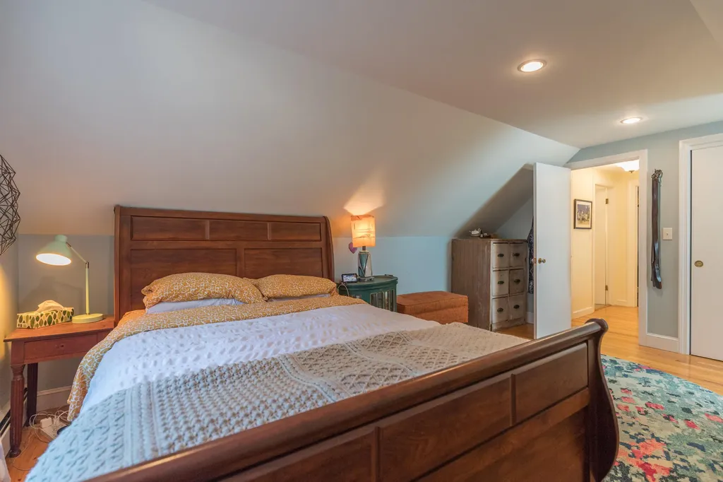 66 Alden Circle Portland ME 04102