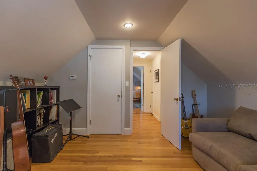 66 Alden Circle Portland ME 04102