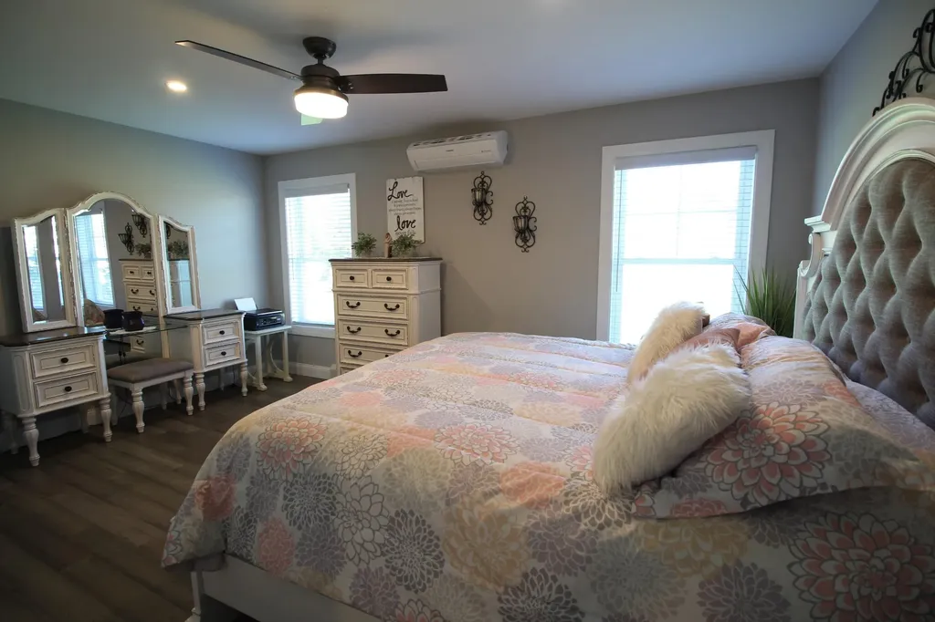 7 Champagne Lane Lisbon ME 04250